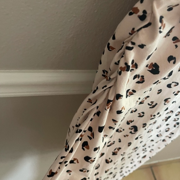 Isabel Maternity Short Sleeve Pink Dress - Picture 8 of 15